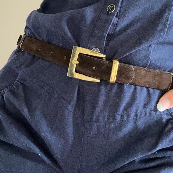 Brown Suede Belt With Gold Details🤎 - Picture 4 of 6
